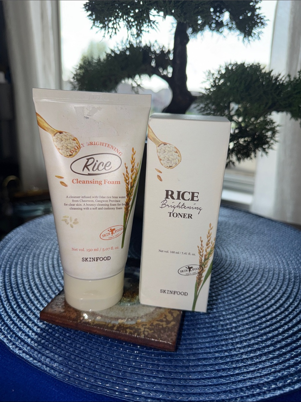Rice Brightening Cleansing Foam - White
